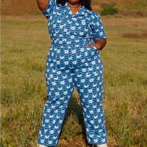 Big Bud Press Daisy Chain Short Sleeve Jumpsuit size M NEVER WORN!